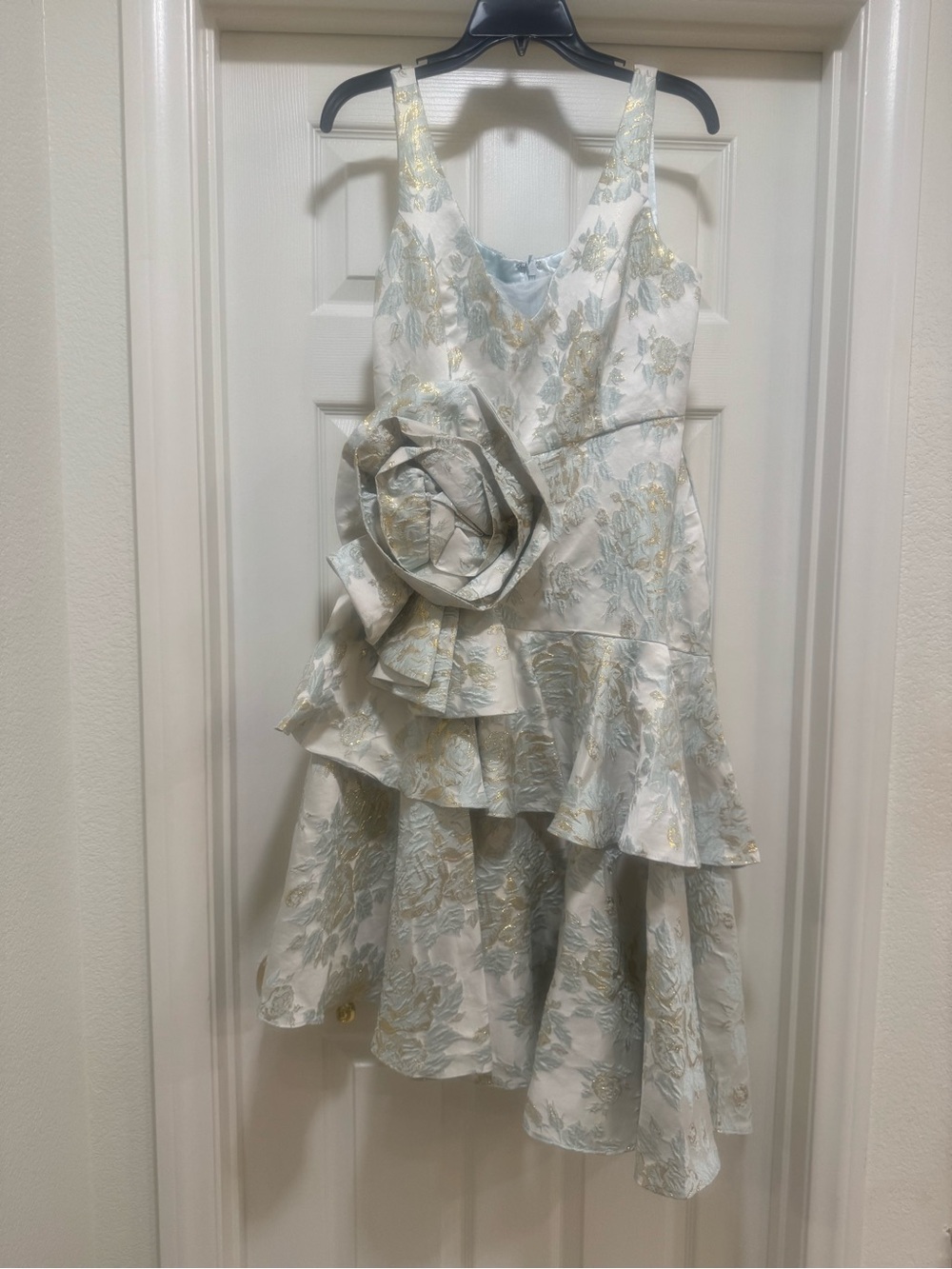 Mac Duggal Cream and Pale Blue Floral Brocade Asymmetrical Cocktail Dress